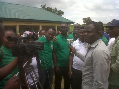 UK-bound National Presidential Honours NYSC awardees show their philanthropic gestures to the Internally Displaced Persons (IDPs) in Wassa, Abuja.