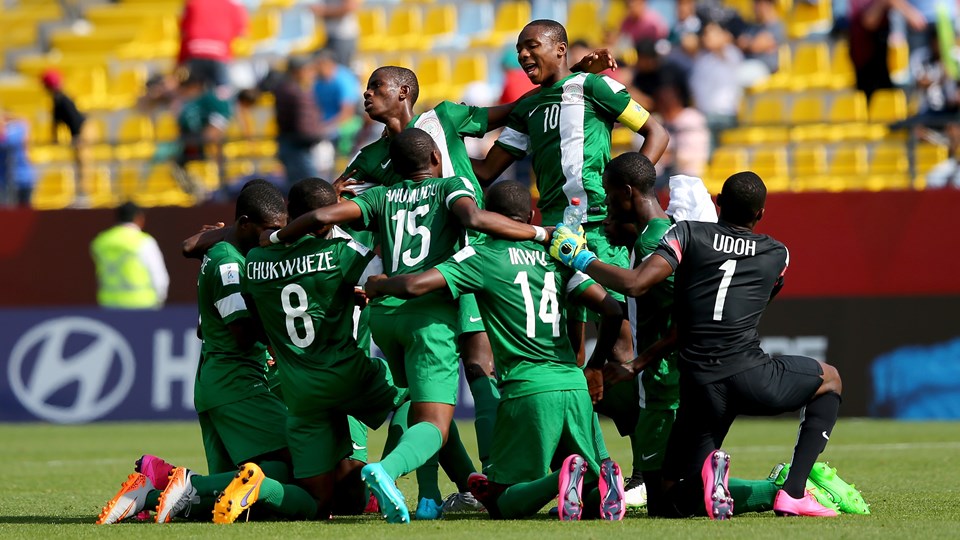 Nigeria line up for praying during the FIFA U-17 Men's World Cup 2015 quarter final match between Brazil and Nigeria at Estadio Sausalito on November 1, 2015 in Vina del Mar, Chile. (Photo by Martin Rose - FIFA/FIFA via Getty Images)